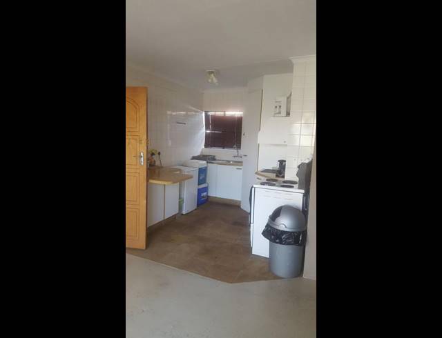 2 BEDROOM PROPERTY TO RENT IN BRENTWOOD
